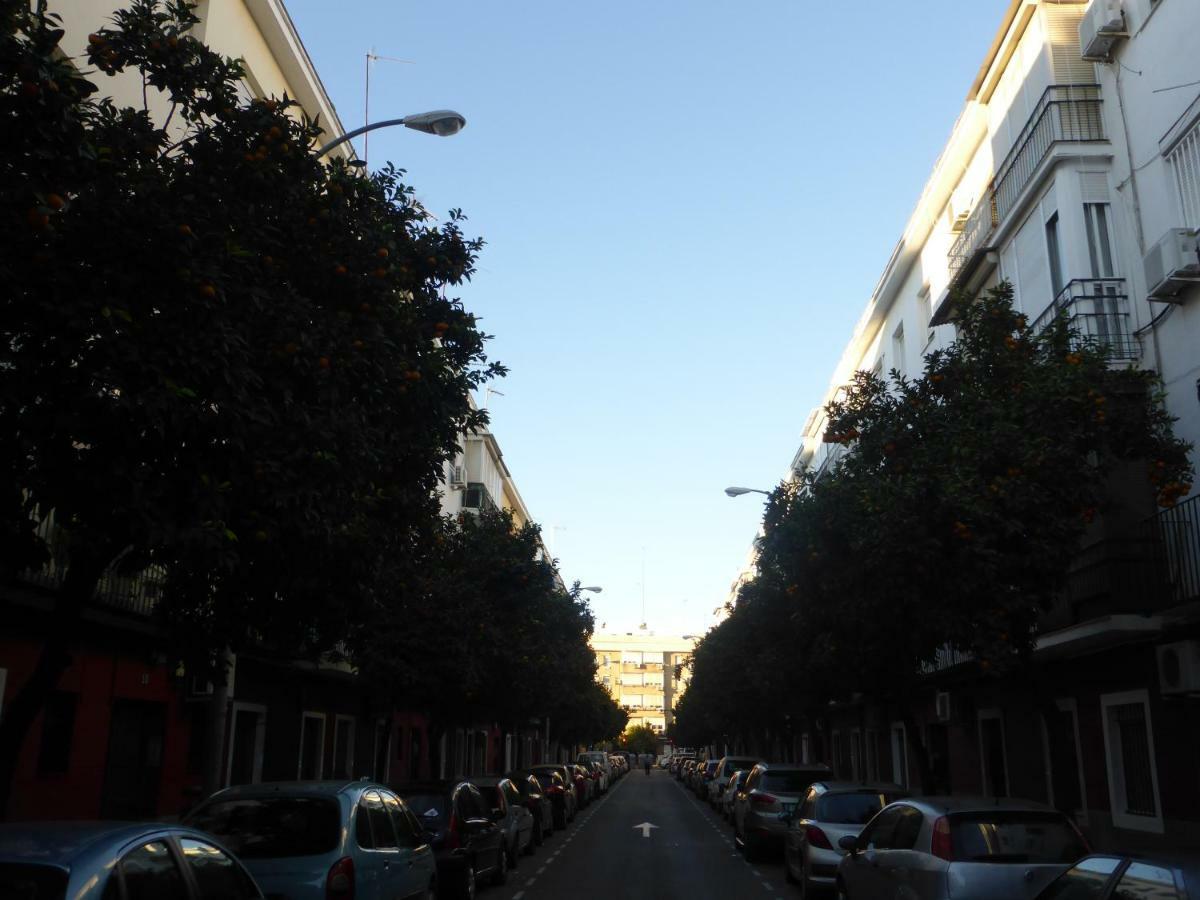 Esencia Sevilla Buitenkant foto